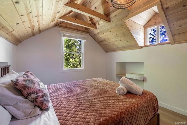615 Chipmunk Lane, Big Bear, CA 92315