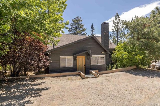 615 Chipmunk Lane, Big Bear, CA 92315