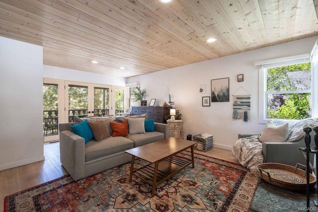 615 Chipmunk Lane, Big Bear, CA 92315