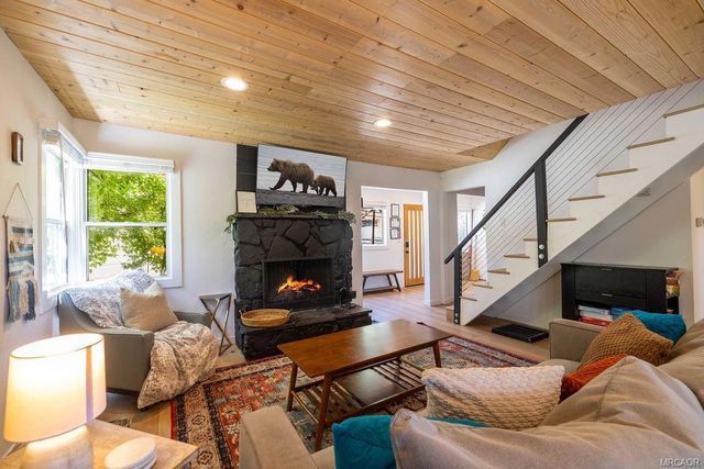 615 Chipmunk Lane, Big Bear, CA 92315