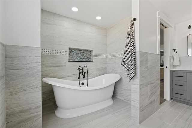 2300 NW 20th Street, Oklahoma City, OK 73107