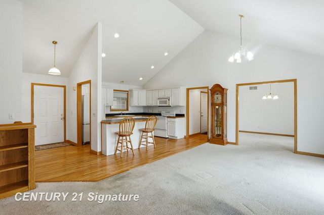 1215 Kennely Road, Saginaw, MI 48609