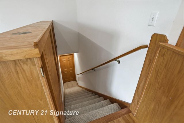 1215 Kennely Road, Saginaw, MI 48609