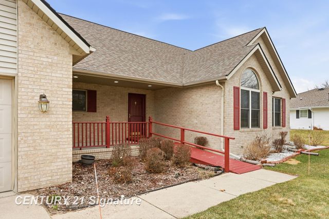 1215 Kennely Road, Saginaw, MI 48609