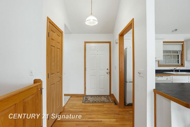 1215 Kennely Road, Saginaw, MI 48609