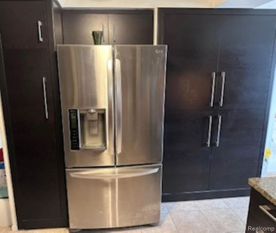 16931 Edwards Avenue, Southfield, MI 48076