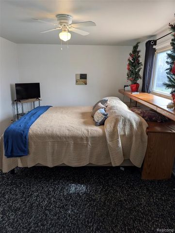 16931 Edwards Avenue, Southfield, MI 48076