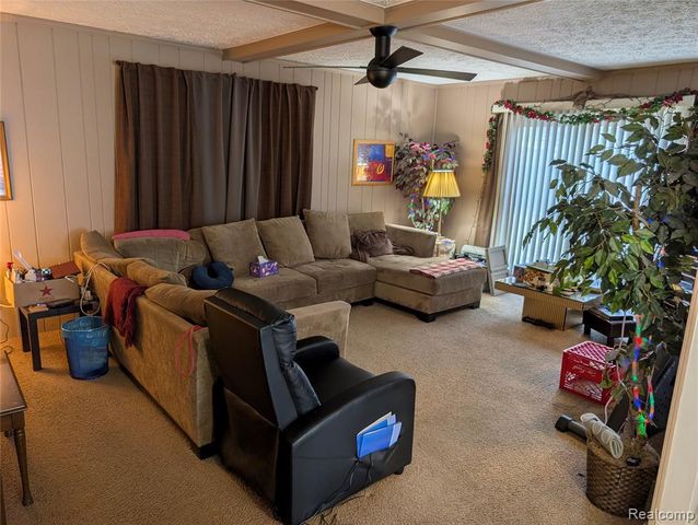 16931 Edwards Avenue, Southfield, MI 48076