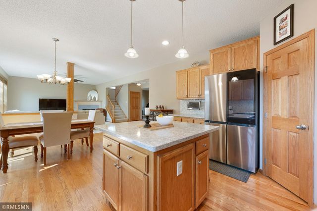 1774 Fox Run, Shakopee, MN 55379