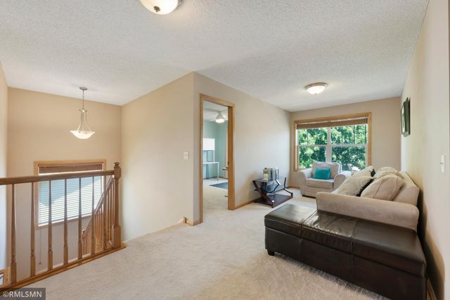 1774 Fox Run, Shakopee, MN 55379