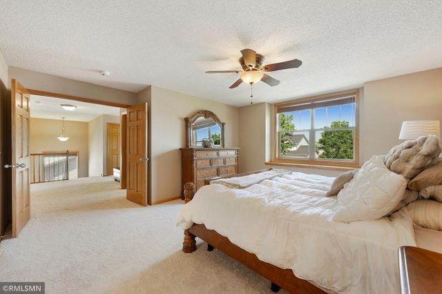 1774 Fox Run, Shakopee, MN 55379