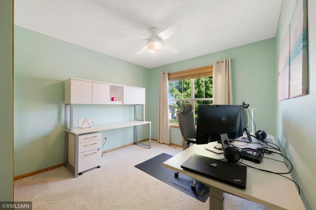 1774 Fox Run, Shakopee, MN 55379