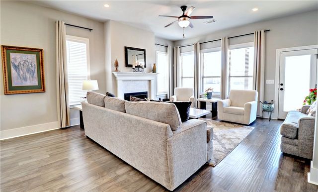 1431 Cave Stream Drive, Cave Springs, AR 72718
