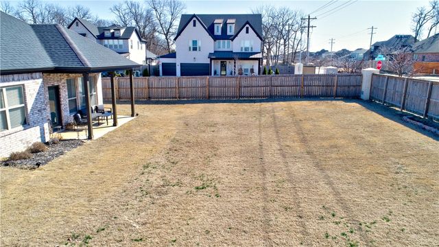 1431 Cave Stream Drive, Cave Springs, AR 72718