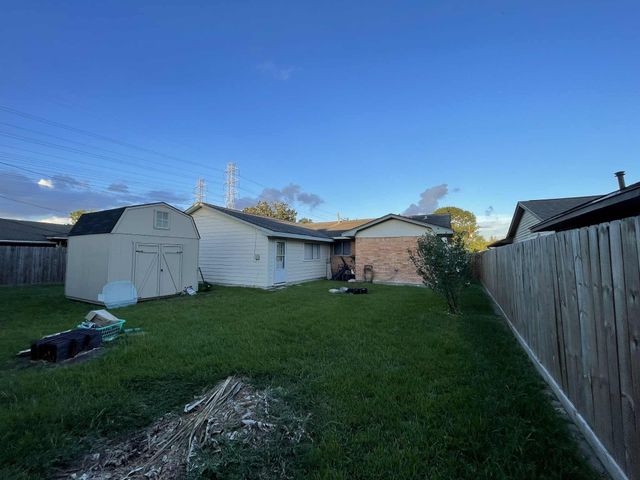 704 Teabury Avenue, Pasadena, TX 77503