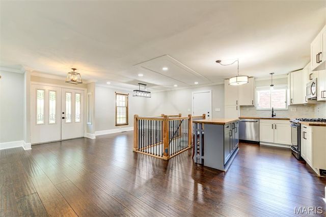 4515 Firelight Drive, Oakville, MO 63129