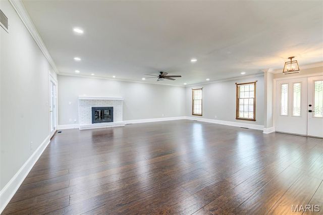 4515 Firelight Drive, Oakville, MO 63129