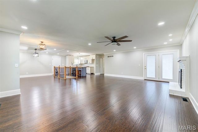 4515 Firelight Drive, Oakville, MO 63129