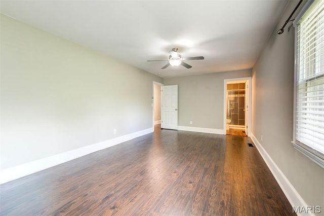 4515 Firelight Drive, Oakville, MO 63129