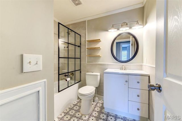 4515 Firelight Drive, Oakville, MO 63129