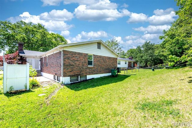4515 Firelight Drive, Oakville, MO 63129