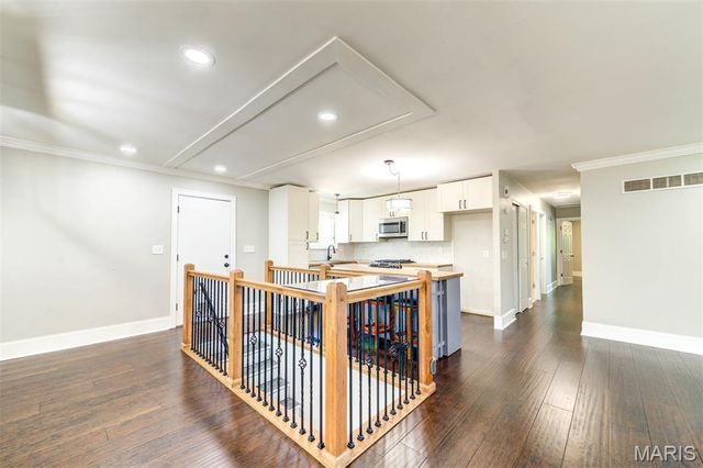 4515 Firelight Drive, Oakville, MO 63129