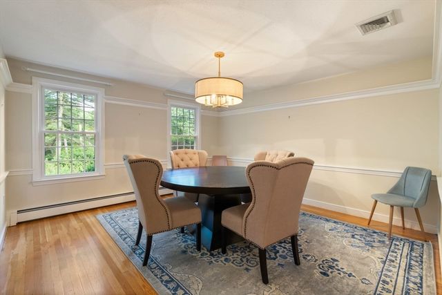 30 Stanhope Dr, Norfolk, MA 02056