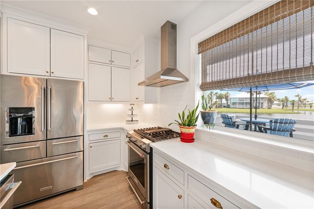 145 Beachwalk, Port Aransas, TX 78373