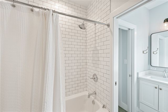 145 Beachwalk, Port Aransas, TX 78373