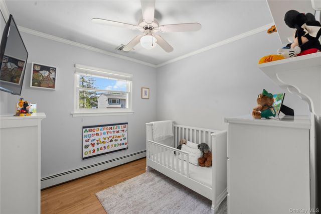 257 Cadman Avenue, Babylon, NY 11702