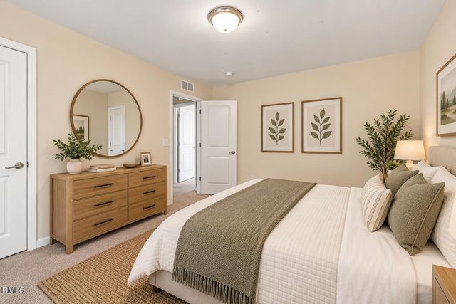 243 Chatsworth Lane, Clayton, NC 27527