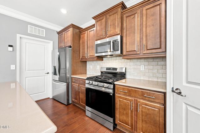 243 Chatsworth Lane, Clayton, NC 27527