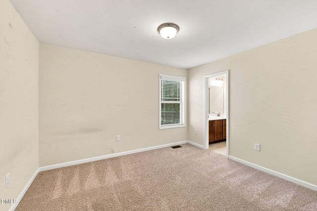 243 Chatsworth Lane, Clayton, NC 27527