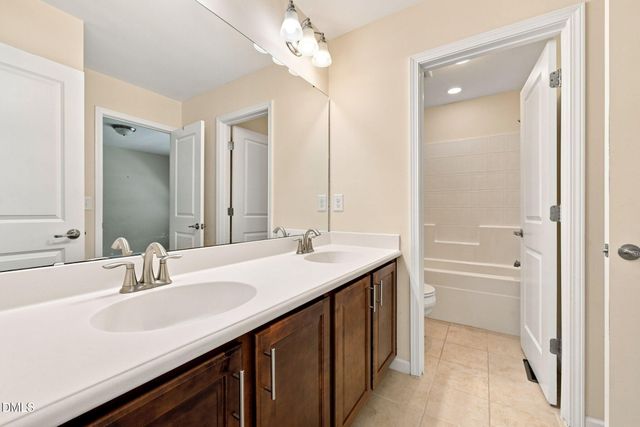 243 Chatsworth Lane, Clayton, NC 27527