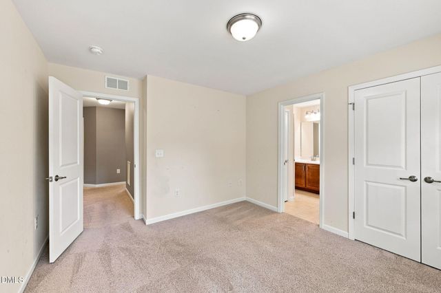 243 Chatsworth Lane, Clayton, NC 27527
