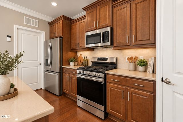 243 Chatsworth Lane, Clayton, NC 27527