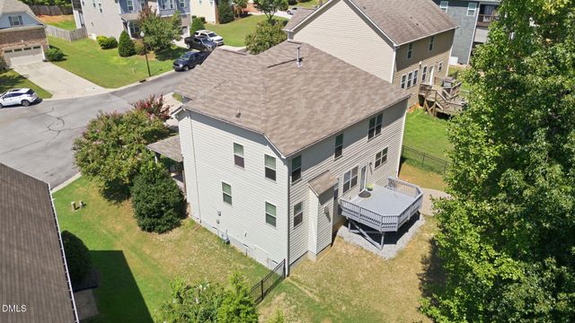 243 Chatsworth Lane, Clayton, NC 27527