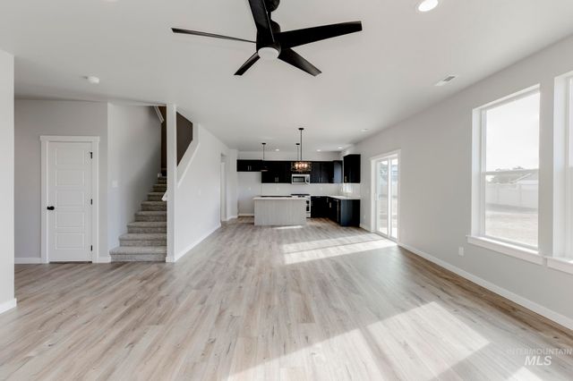 18433 N Sweet William Ave, Nampa, ID 83687