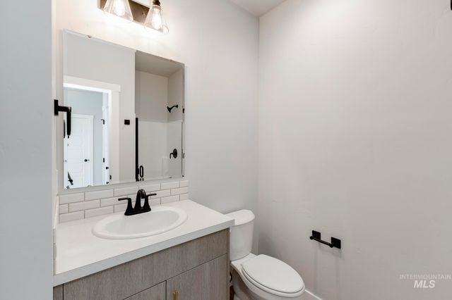 18433 N Sweet William Ave, Nampa, ID 83687