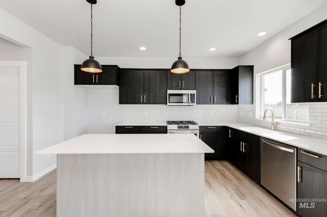 18433 N Sweet William Ave, Nampa, ID 83687