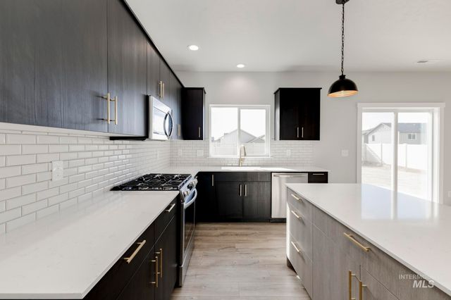 18433 N Sweet William Ave, Nampa, ID 83687