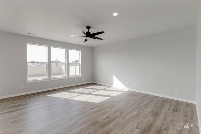 18433 N Sweet William Ave, Nampa, ID 83687