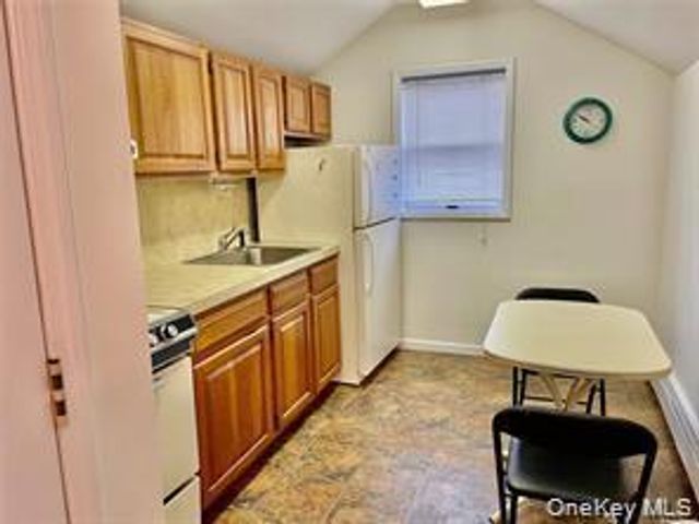 43 Columbia Avenue, Cedarhurst, NY 11516