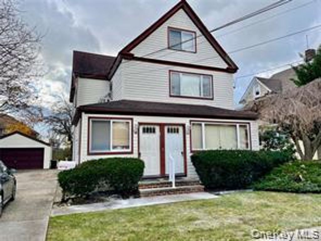 43 Columbia Avenue, Cedarhurst, NY 11516