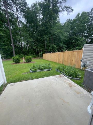 135 E Sunrise Lane, Summerville, SC 29486