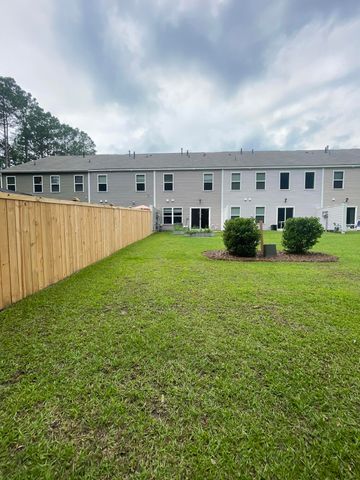 135 E Sunrise Lane, Summerville, SC 29486