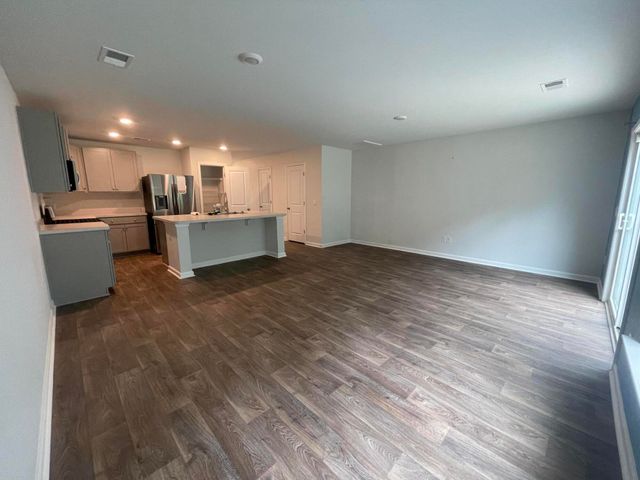 135 E Sunrise Lane, Summerville, SC 29486