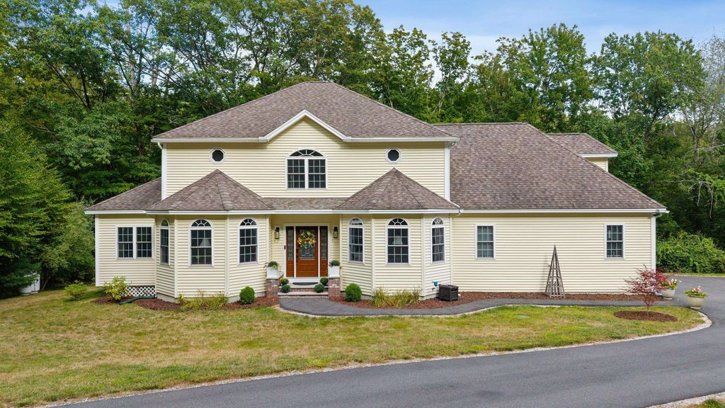 89 Woodhill Road, Bow, NH 03304