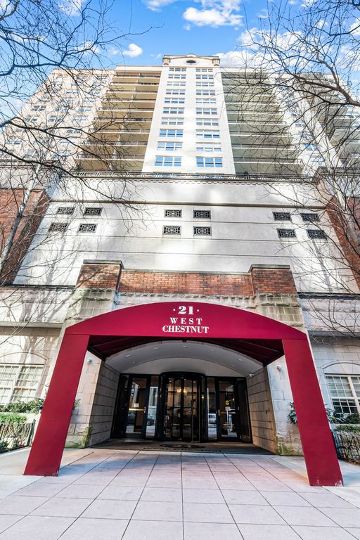 21 W Chestnut Street 1403, Chicago, IL 60610