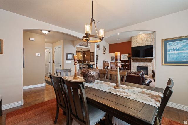 2196 E VALLEY VIEW CT, Layton, UT 84040